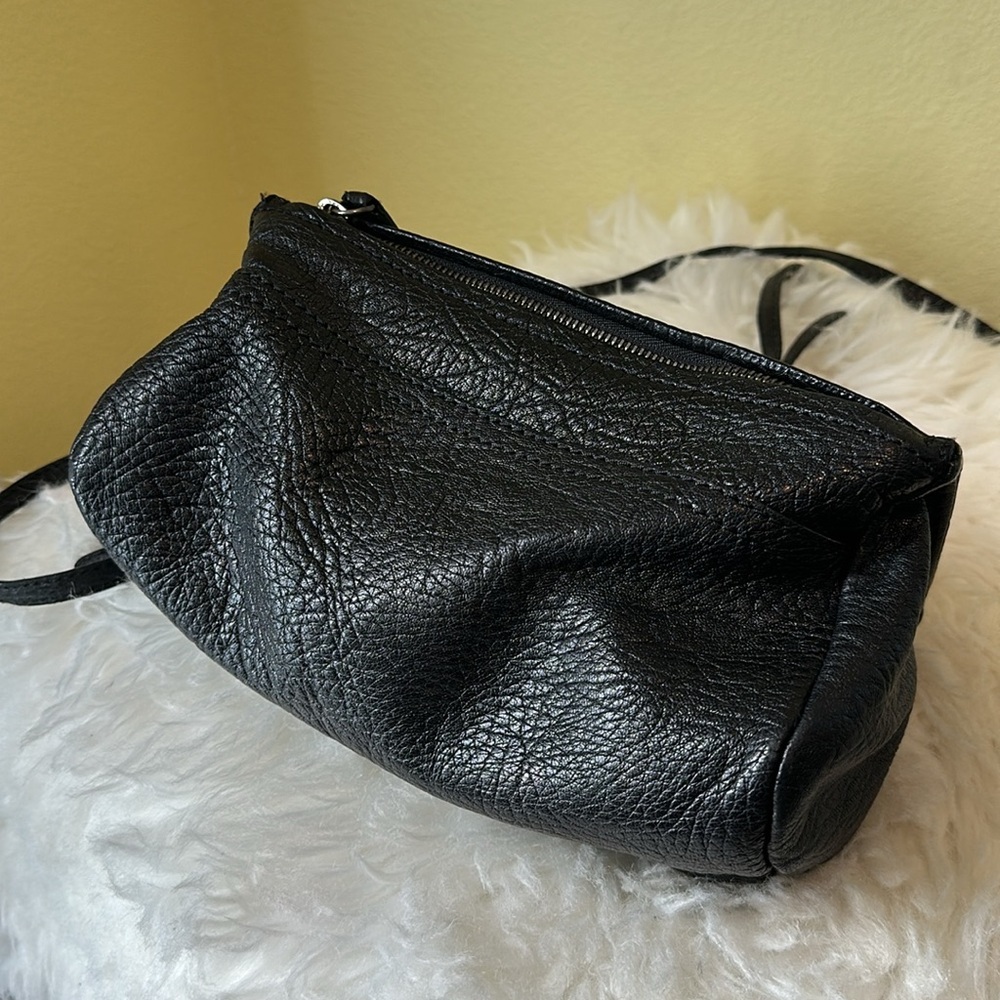 💯Authentic Givenchy Pandora  Black Leather Mini Crossbody Bag🍀 - Picture 7 of 15
